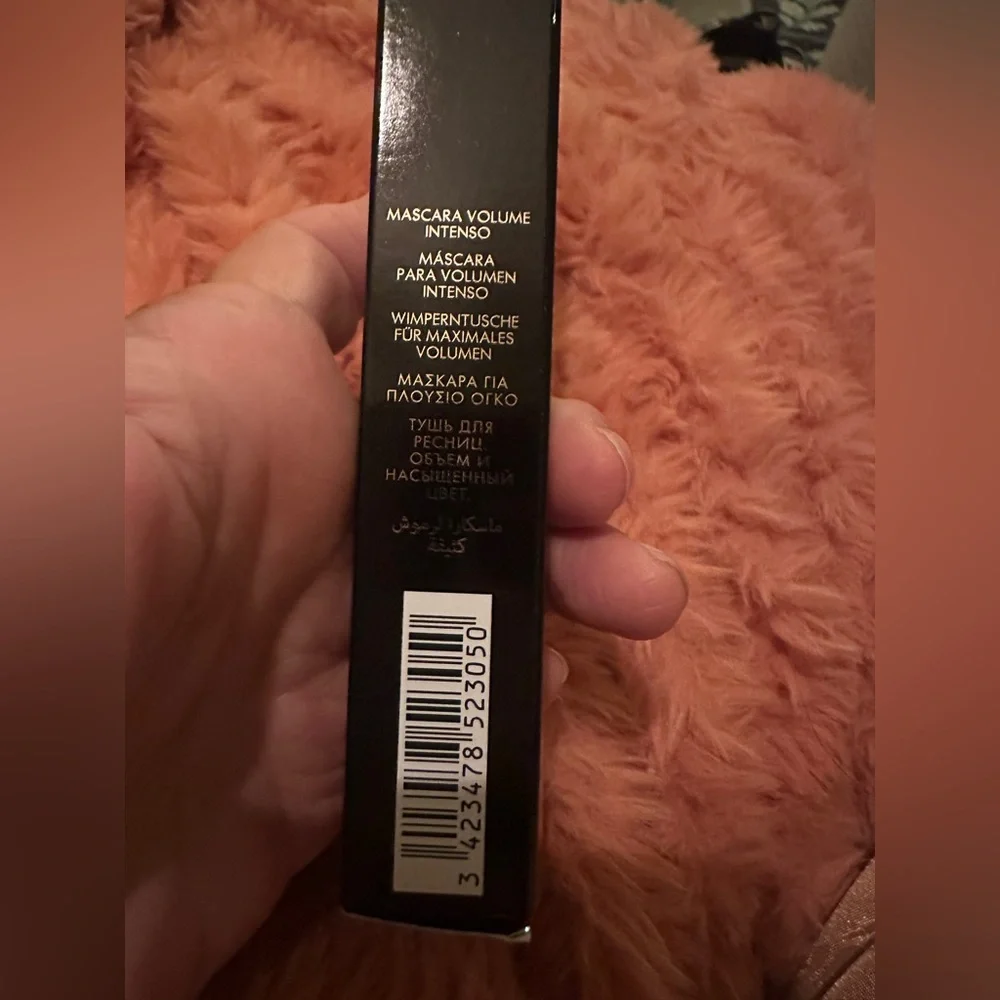 Dolce and Gabbana passion eyes in noir black